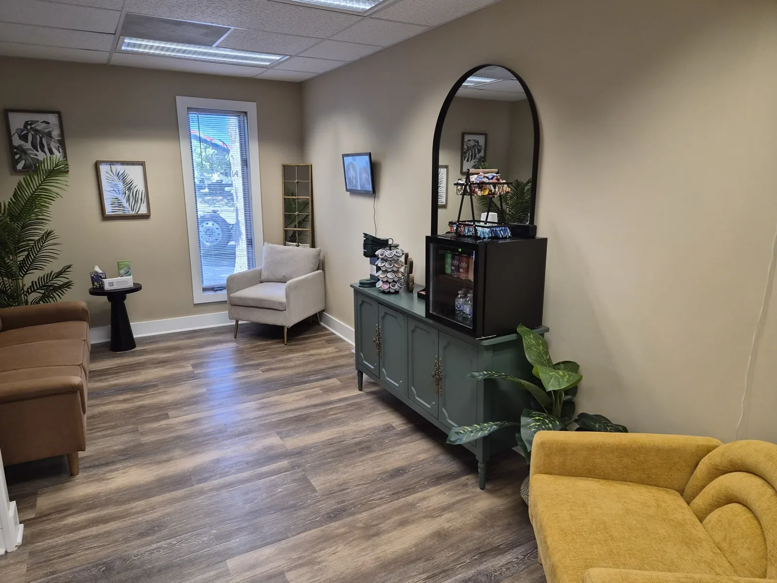 Refreshment area in the lounge